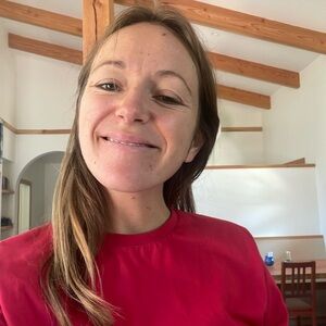 Meet your Posher, Maya